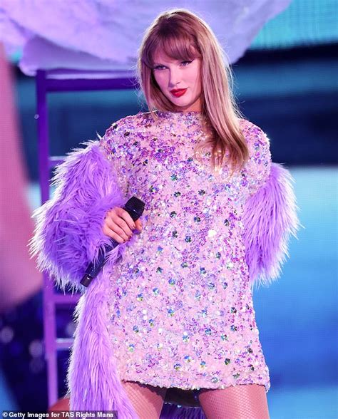 Taylor Swift Gets Apology From Billboard Over Nude Waxwork。